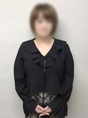 新横浜人妻デリヘル【熟女の風俗最終章 新横浜店】 倉田